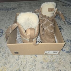 Like New Ugg Highmel